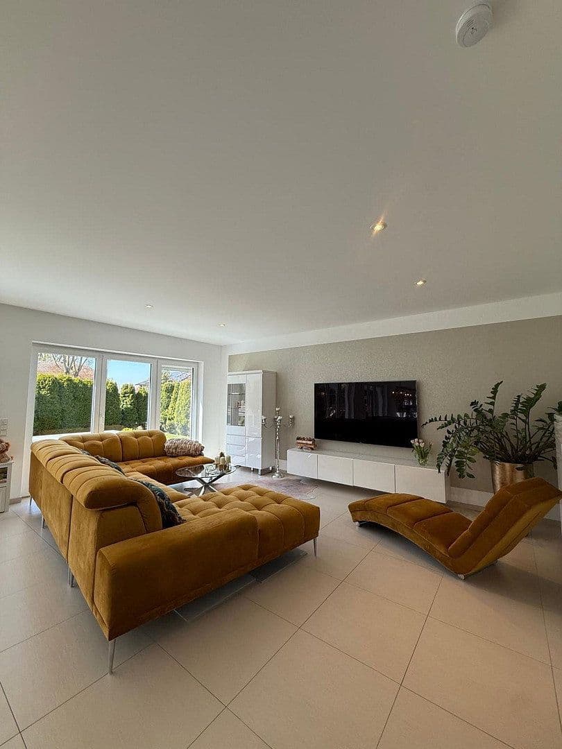 Predaj domu 221 m², pozemek 575 m², Wennigsen (Deister), Dolné Sasko Predaj domu 221 m², pozemek 575 m², Wennigsen (Deister), Dolné Sasko