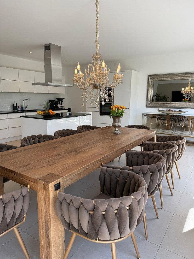 Predaj domu 221 m², pozemek 575 m², Wennigsen (Deister), Dolné Sasko Predaj domu 221 m², pozemek 575 m², Wennigsen (Deister), Dolné Sasko