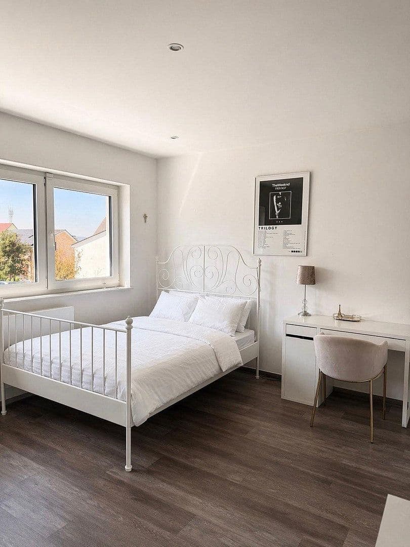 Predaj domu 221 m², pozemek 575 m², Wennigsen (Deister), Dolné Sasko Predaj domu 221 m², pozemek 575 m², Wennigsen (Deister), Dolné Sasko