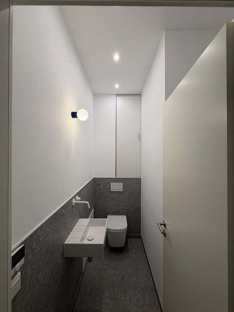 Prenájom bytu 2-izbový 60 m², Darmstadt, Hesensko Prenájom bytu 2-izbový 60 m², Darmstadt, Hesensko