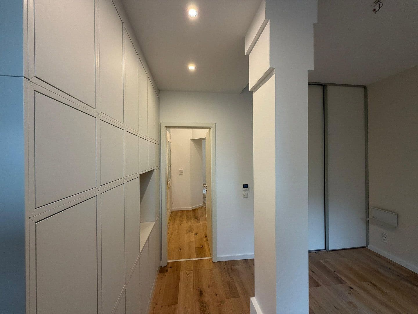 Prenájom bytu 2-izbový 60 m², Darmstadt, Hesensko Prenájom bytu 2-izbový 60 m², Darmstadt, Hesensko