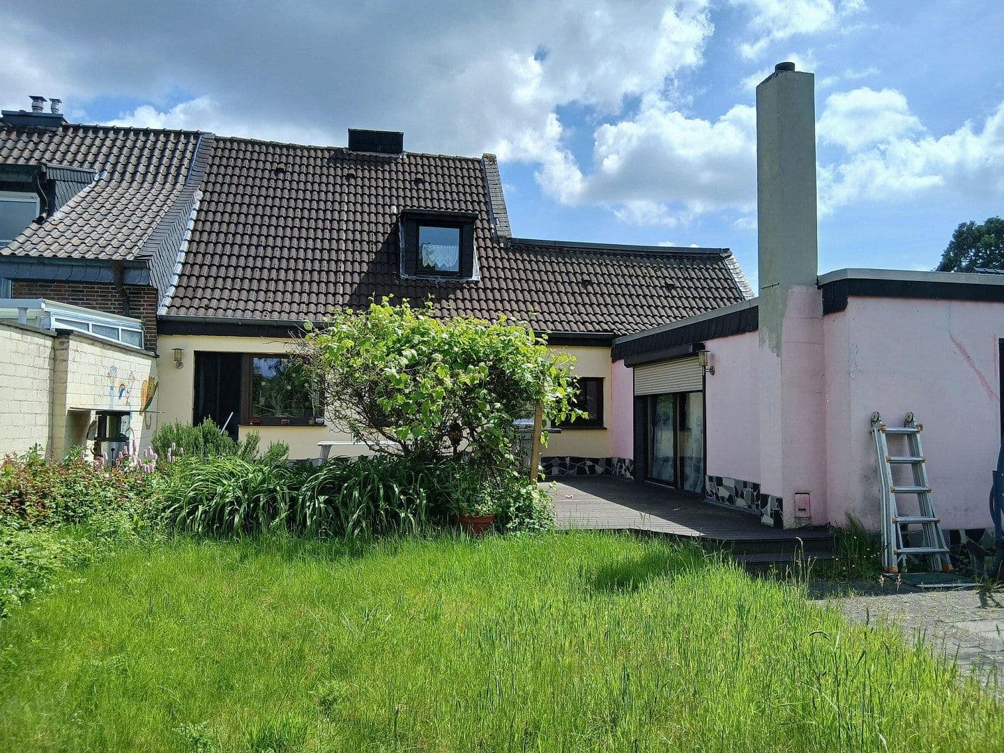 Predaj domu 144 m², pozemek 790 m², Südstraße 14, Wassenberg, Severné Porýnie - Westfálsko Predaj domu 144 m², pozemek 790 m², Südstraße 14, Wassenberg, Severné Porýnie - Westfálsko