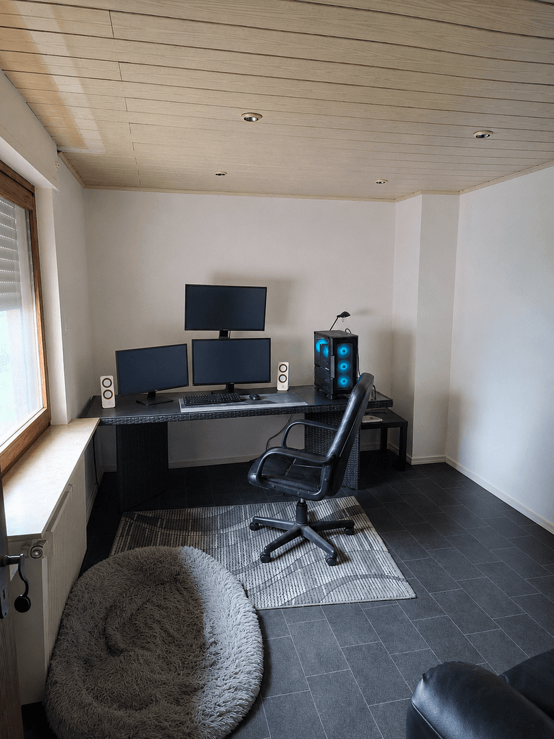Predaj domu 198 m², pozemek 544 m², Wiesbaden, Hesensko Predaj domu 198 m², pozemek 544 m², Wiesbaden, Hesensko