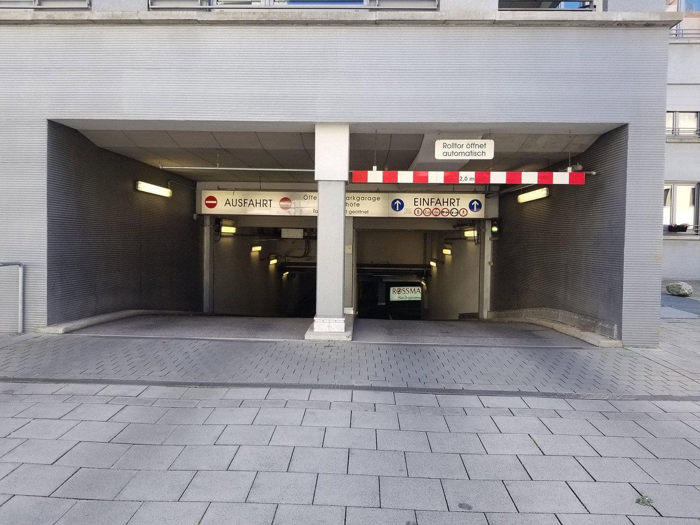 Predaj garáže, Welfenstr. 66, München, Bavorsko Predaj garáže, Welfenstr. 66, München, Bavorsko
