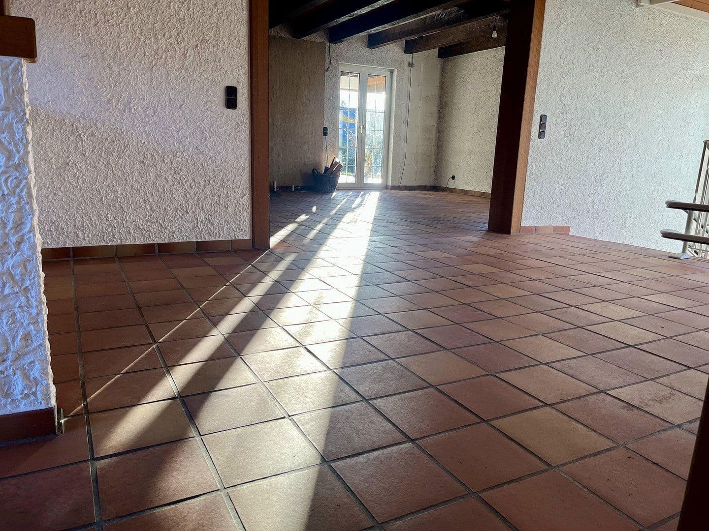 Predaj domu 247 m², pozemek 2.504 m², Niedernhausen, Hesensko Predaj domu 247 m², pozemek 2.504 m², Niedernhausen, Hesensko