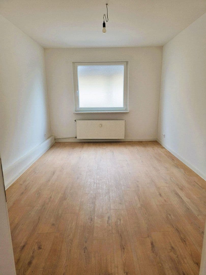 Prenájom bytu 3-izbový 60 m², Herner Str. 315 A, Bochum, Severné Porýnie - Westfálsko Prenájom bytu 3-izbový 60 m², Herner Str. 315 A, Bochum, Severné Porýnie - Westfálsko