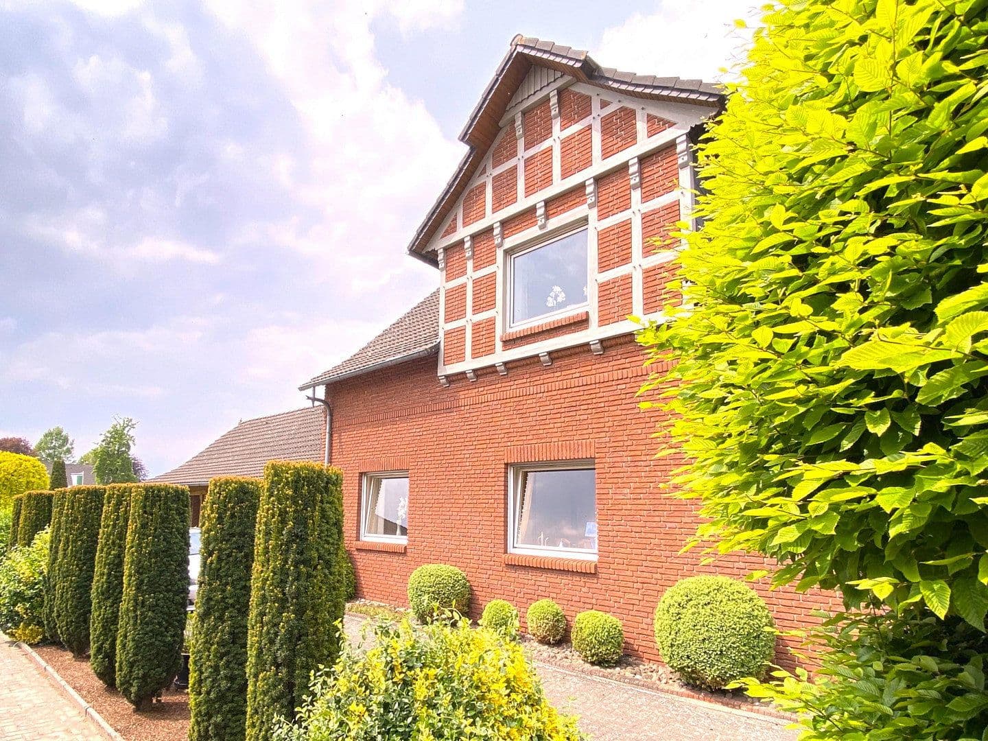 Predaj domu 240 m², pozemek 1.604 m², Visbek, Dolné Sasko Predaj domu 240 m², pozemek 1.604 m², Visbek, Dolné Sasko