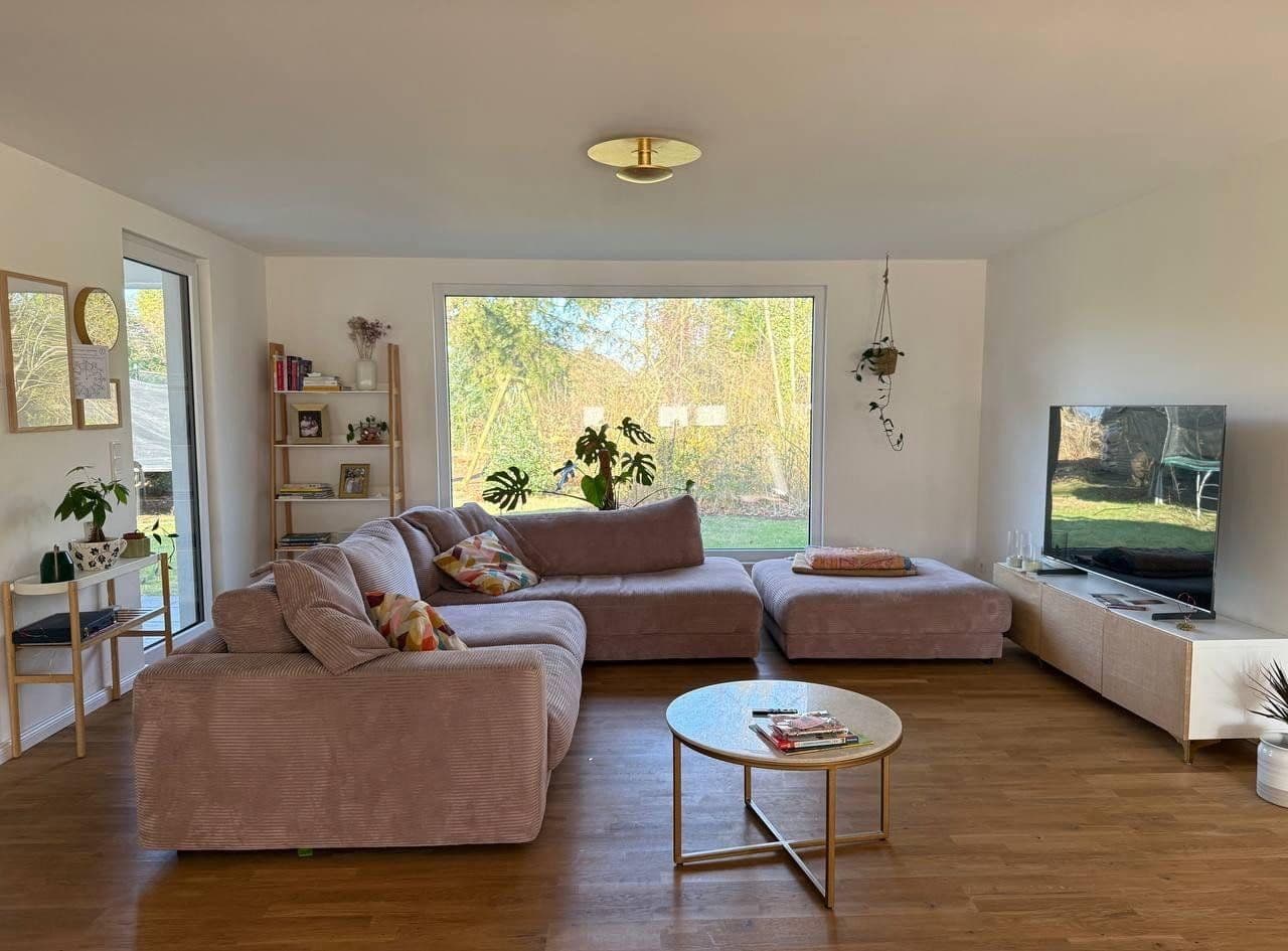 Predaj domu 160 m², pozemek 620 m², Henstedt-Ulzburg, Šlezvicko-Holštajnsko Predaj domu 160 m², pozemek 620 m², Henstedt-Ulzburg, Šlezvicko-Holštajnsko