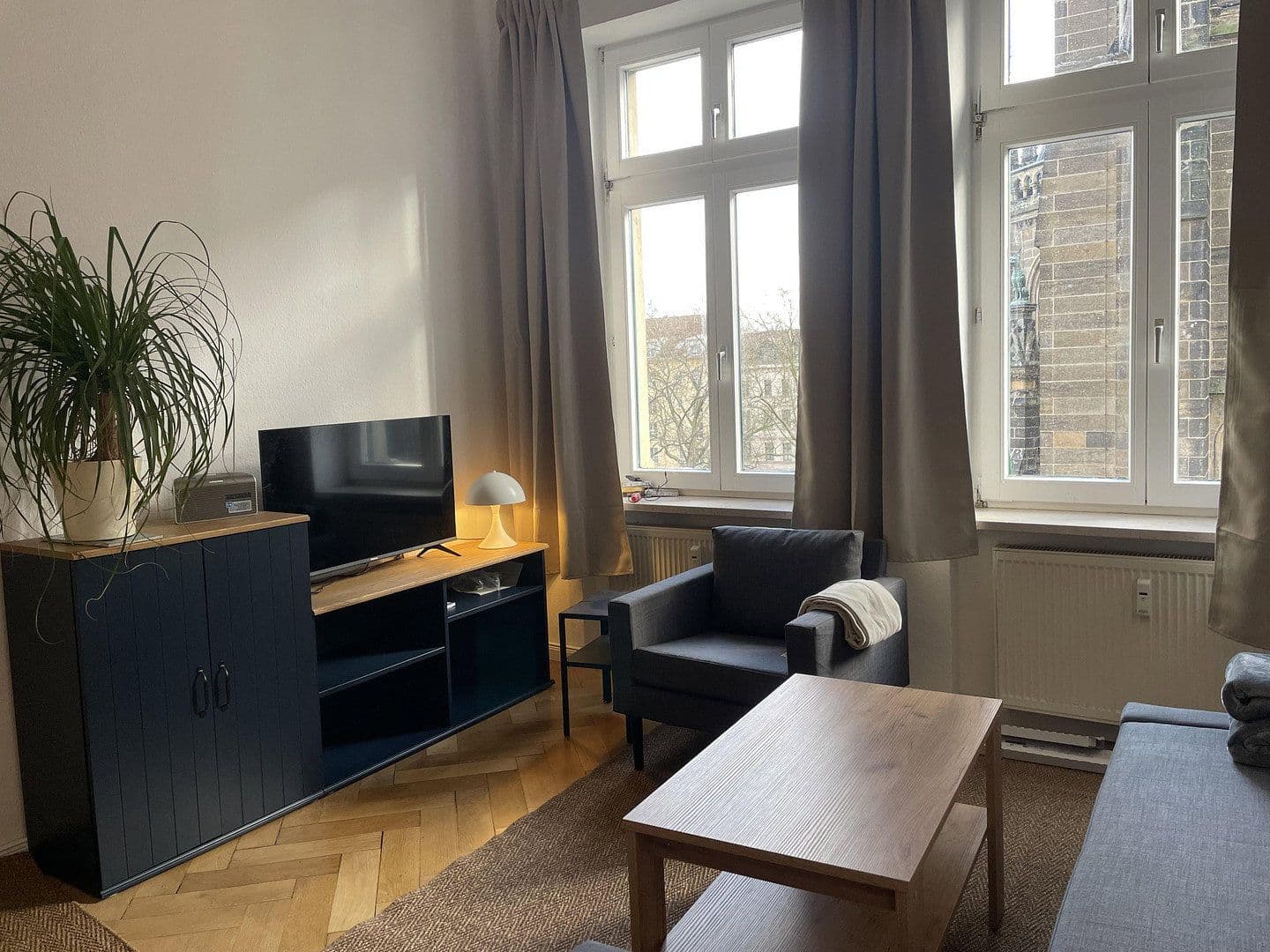 Prenájom bytu 4-izbový 120 m², Riemannstrasse 28, Leipzig, Sasko Prenájom bytu 4-izbový 120 m², Riemannstrasse 28, Leipzig, Sasko
