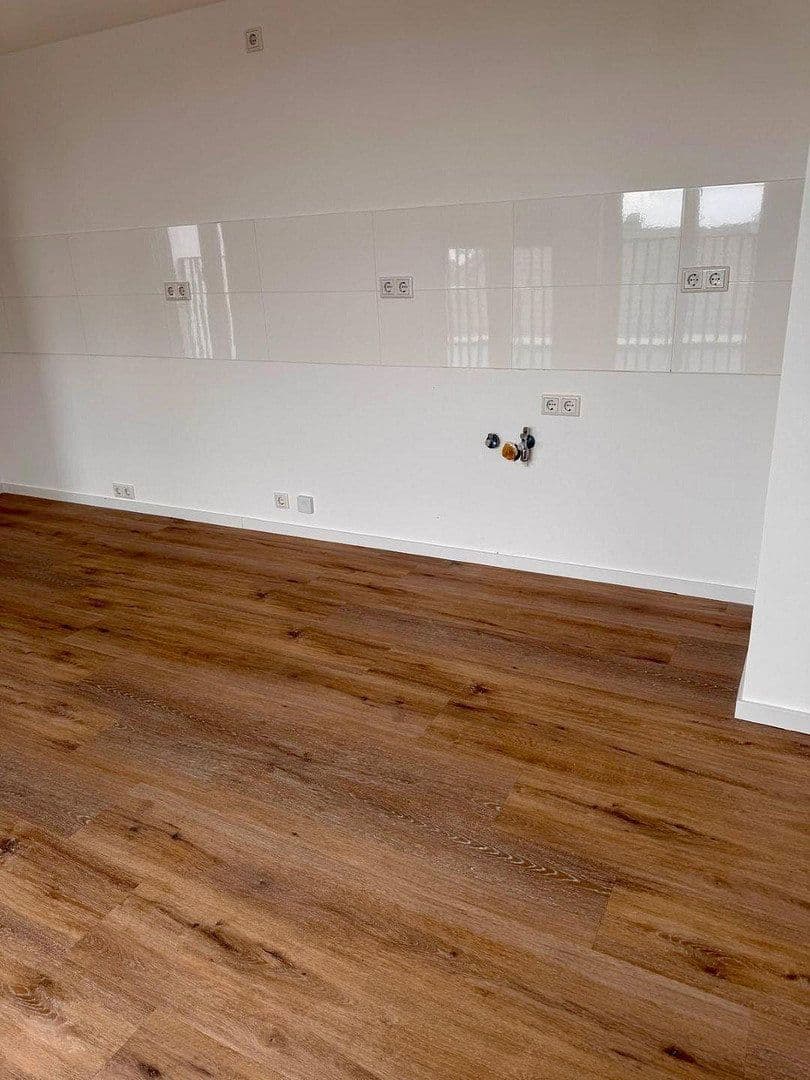 Prenájom bytu 3-izbový 82 m², Taunusstraße 30, Offenbach am Main, Hesensko Prenájom bytu 3-izbový 82 m², Taunusstraße 30, Offenbach am Main, Hesensko