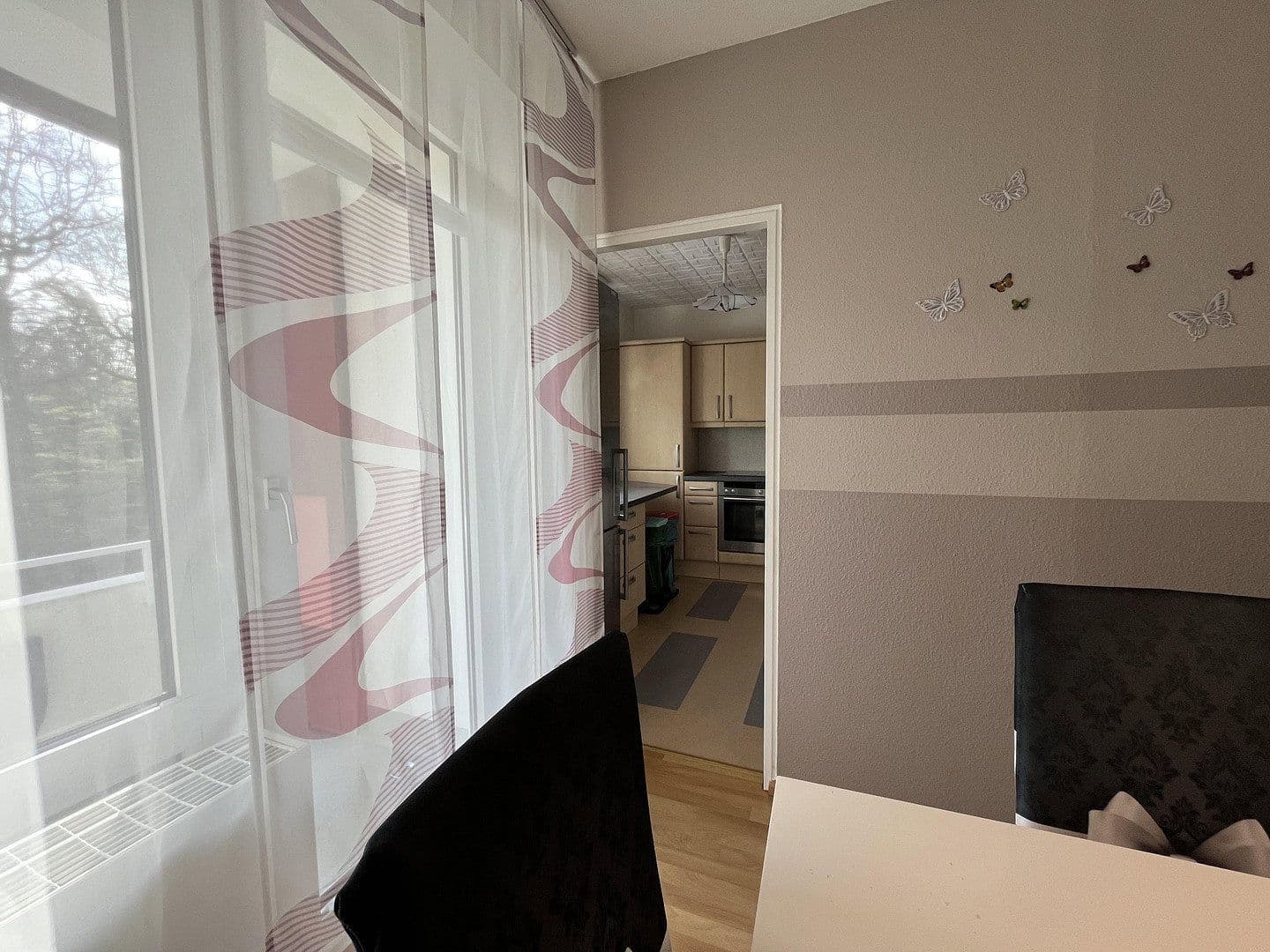 Prenájom bytu 4-izbový 88 m², Große Pranke, Hannover, Dolné Sasko Prenájom bytu 4-izbový 88 m², Große Pranke, Hannover, Dolné Sasko