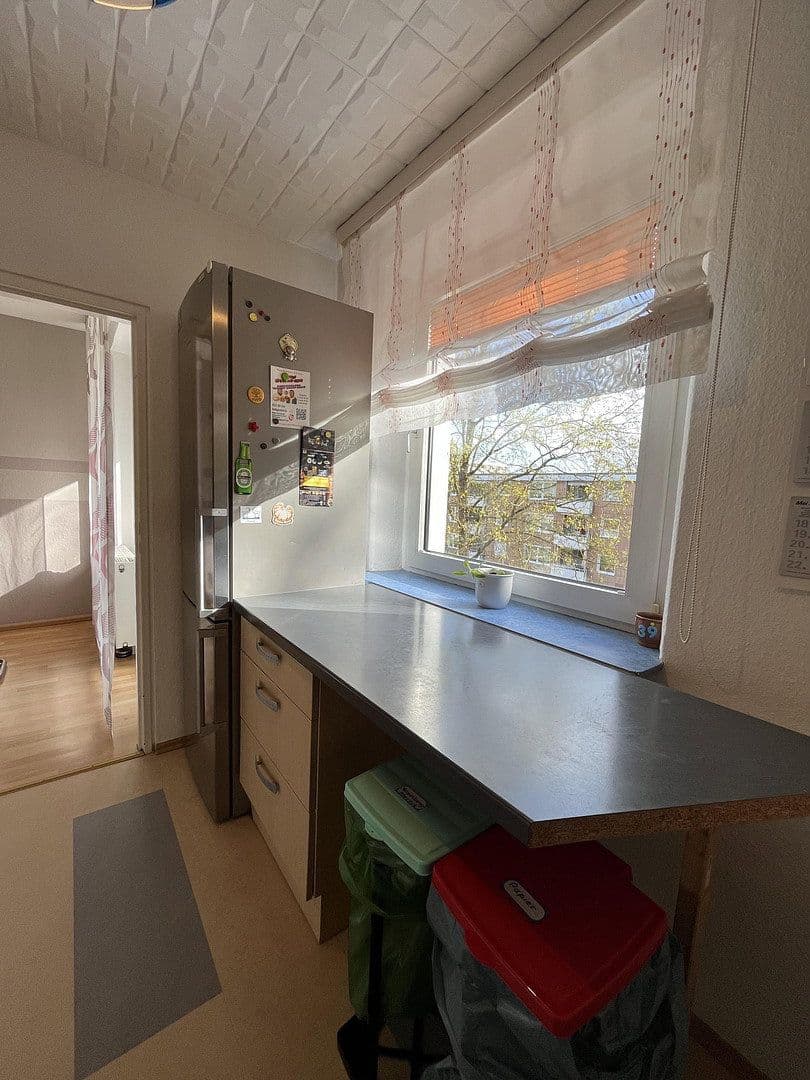 Prenájom bytu 4-izbový 88 m², Große Pranke, Hannover, Dolné Sasko Prenájom bytu 4-izbový 88 m², Große Pranke, Hannover, Dolné Sasko