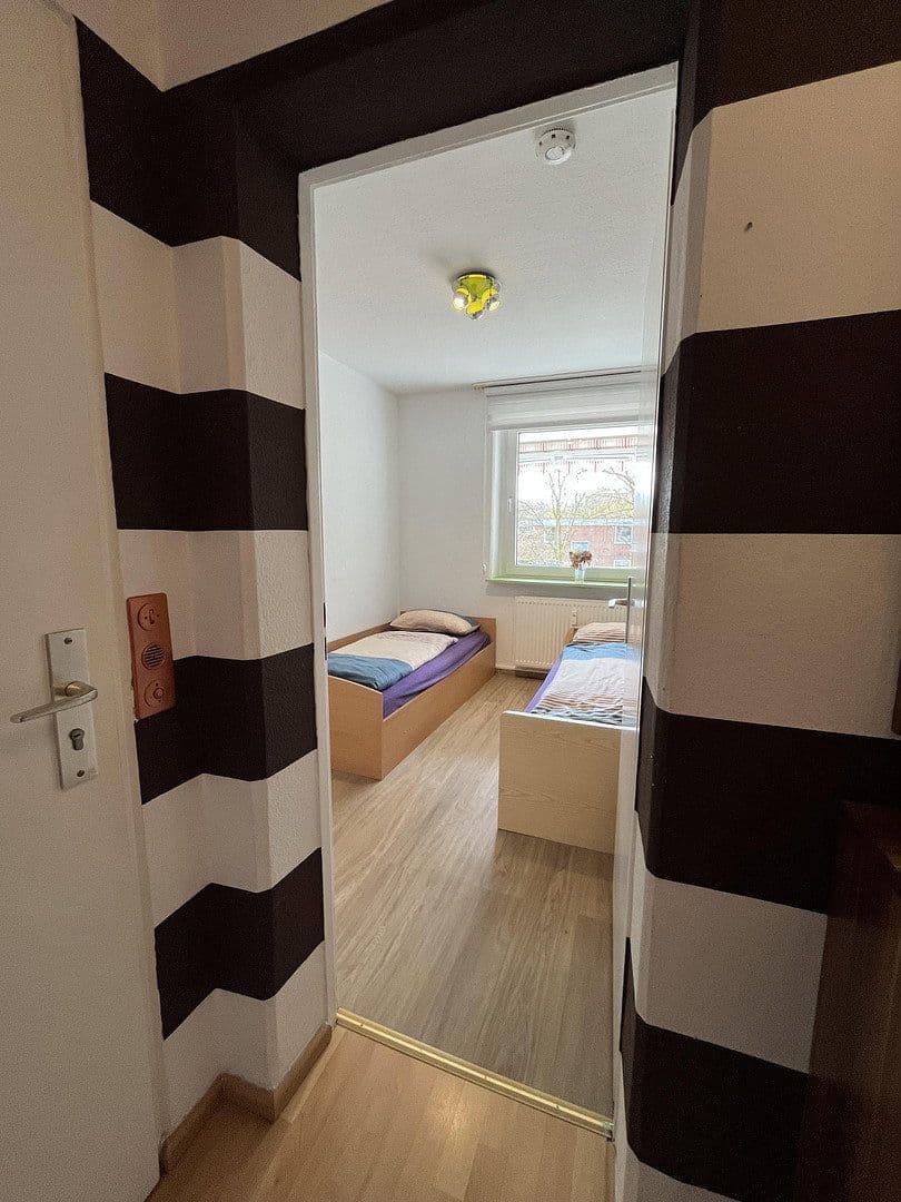 Prenájom bytu 4-izbový 88 m², Große Pranke, Hannover, Dolné Sasko Prenájom bytu 4-izbový 88 m², Große Pranke, Hannover, Dolné Sasko
