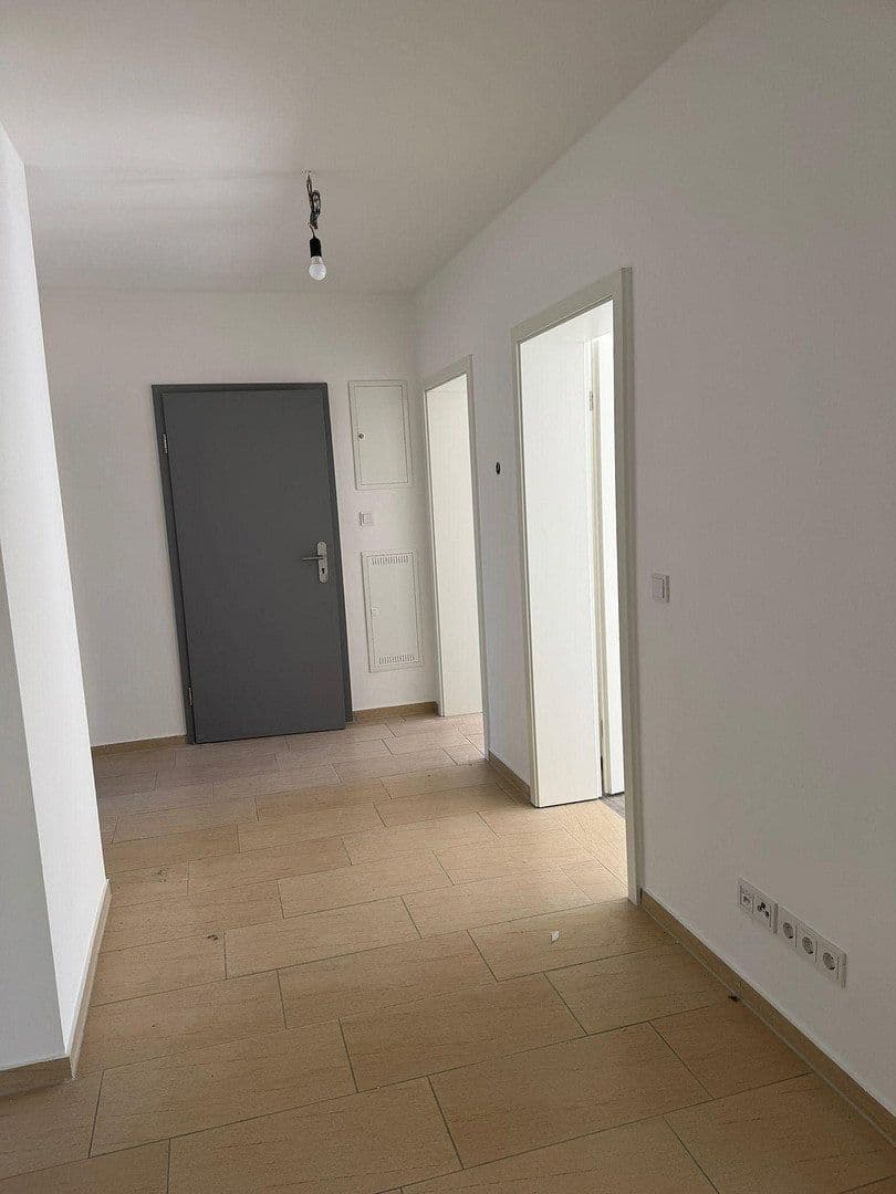 Prenájom bytu 4-izbový 120 m², Dellstraße 1a, Duisburg, Severné Porýnie - Westfálsko Prenájom bytu 4-izbový 120 m², Dellstraße 1a, Duisburg, Severné Porýnie - Westfálsko