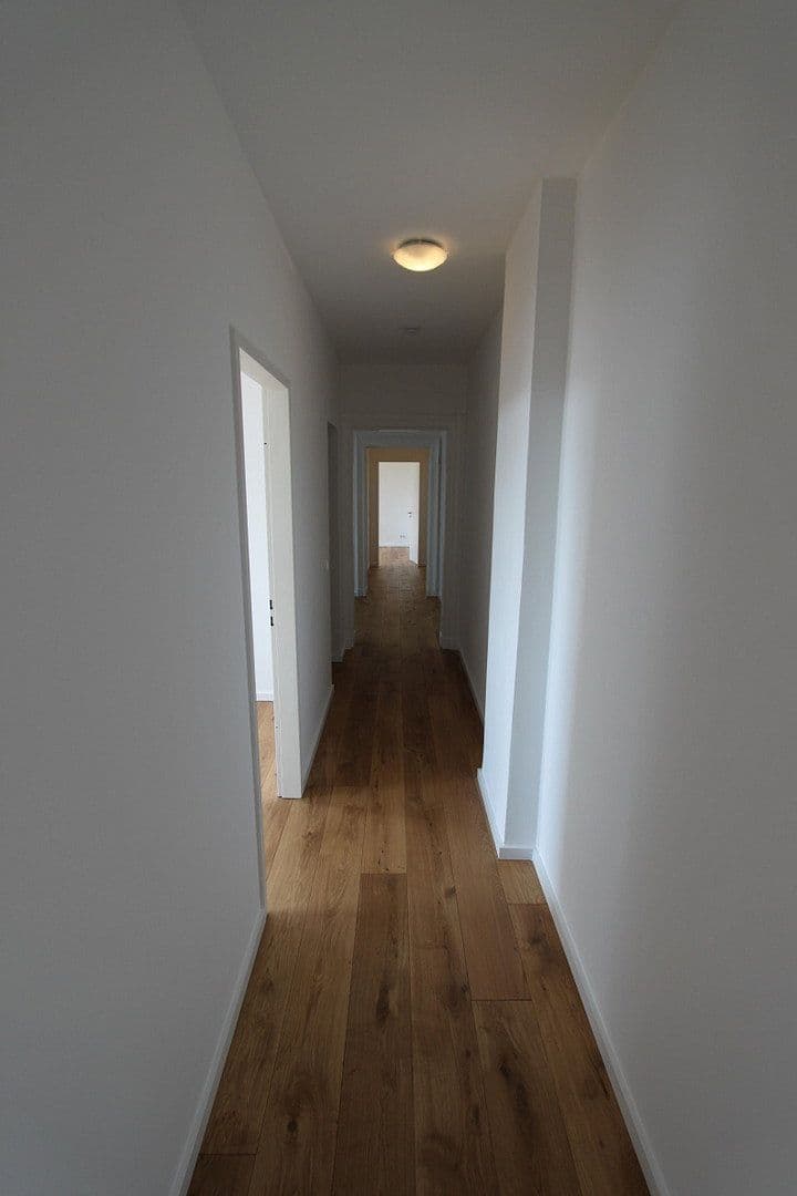 Predaj bytu 5-izbový 156 m², Neue Bahnhofstr. 2, Berlin, Berlín Predaj bytu 5-izbový 156 m², Neue Bahnhofstr. 2, Berlin, Berlín