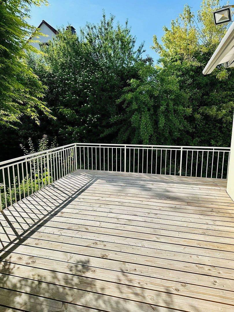 Prenájom domu 150 m², pozemek 400 m², Weberstraße 10, Bad Homburg vor der Höhe, Hesensko Prenájom domu 150 m², pozemek 400 m², Weberstraße 10, Bad Homburg vor der Höhe, Hesensko