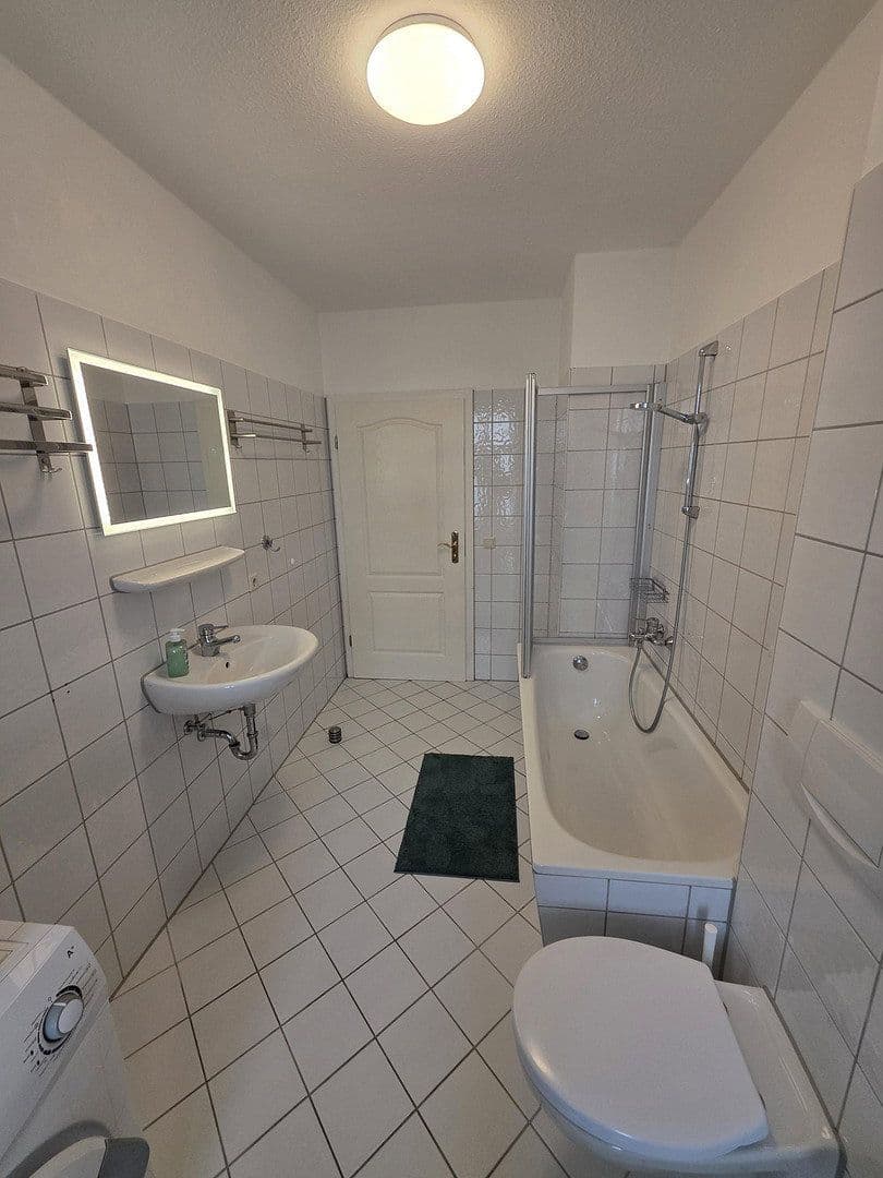Prenájom bytu 2-izbový 64 m², Helmholtzstraße, Leipzig-Plagwitz/Lindenau, Sasko Prenájom bytu 2-izbový 64 m², Helmholtzstraße, Leipzig-Plagwitz/Lindenau, Sasko