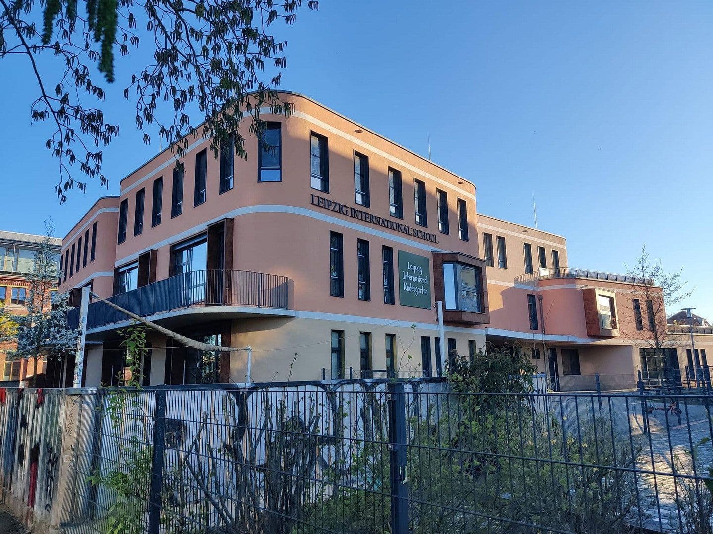 Prenájom bytu 2-izbový 64 m², Helmholtzstraße, Leipzig-Plagwitz/Lindenau, Sasko Prenájom bytu 2-izbový 64 m², Helmholtzstraße, Leipzig-Plagwitz/Lindenau, Sasko