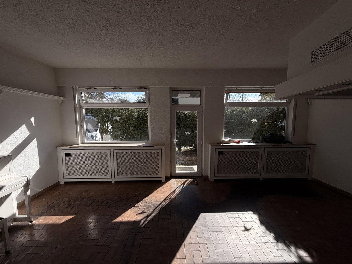 Predaj domu 90 m², pozemek 440 m², Am Forsthaus Gravenbruch 24a, Neu-Isenburg, Hesensko Predaj domu 90 m², pozemek 440 m², Am Forsthaus Gravenbruch 24a, Neu-Isenburg, Hesensko