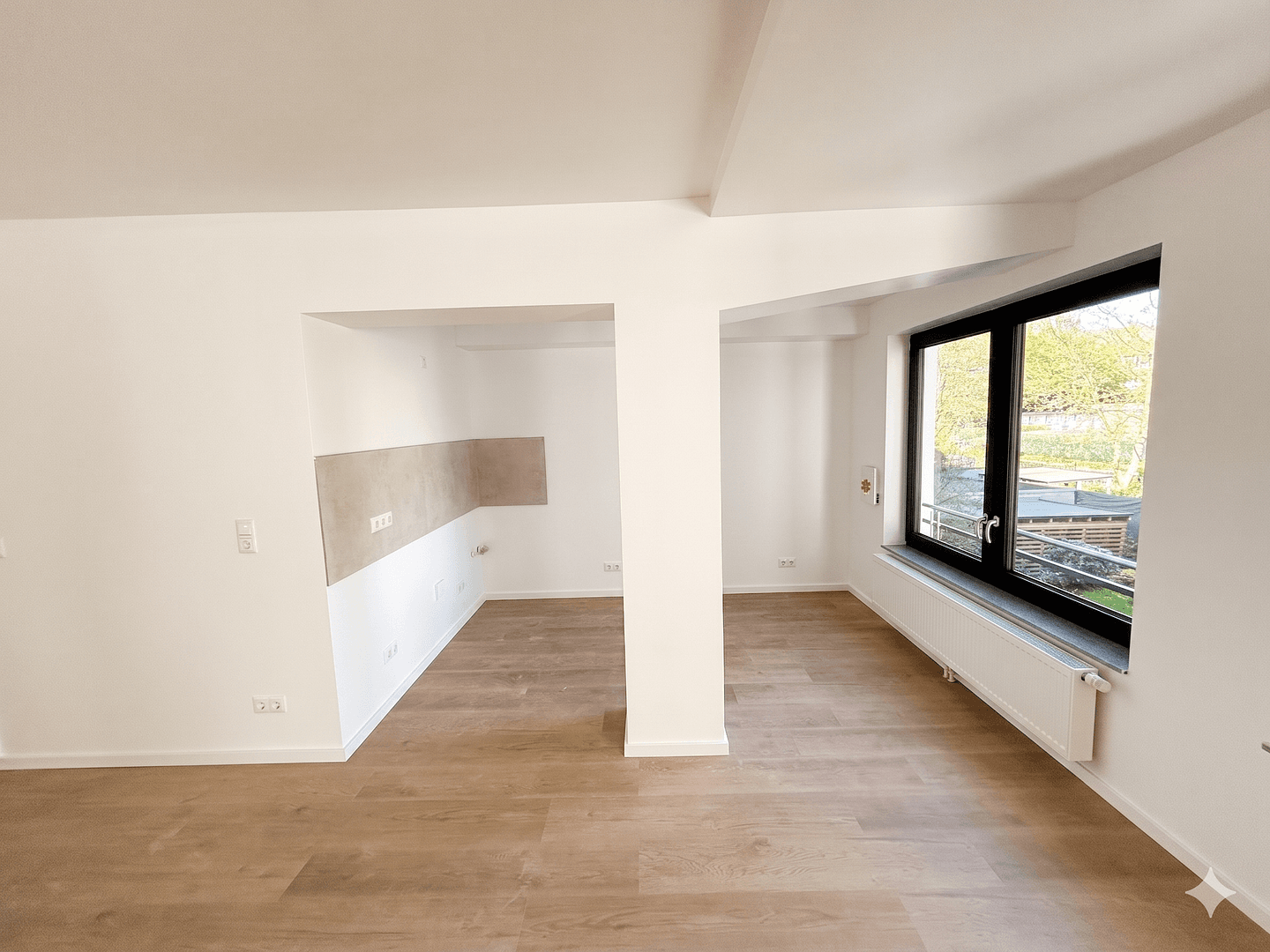 Prenájom bytu 1-izbový 45 m², Schillerstr., Mülheim a. d. Ruhr, Severné Porýnie - Westfálsko Prenájom bytu 1-izbový 45 m², Schillerstr., Mülheim a. d. Ruhr, Severné Porýnie - Westfálsko