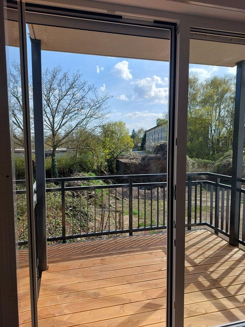 Prenájom bytu 2-izbový 79 m², Hamburger Allee 51b, Haus C, Nauen, Brandenbursko Prenájom bytu 2-izbový 79 m², Hamburger Allee 51b, Haus C, Nauen, Brandenbursko