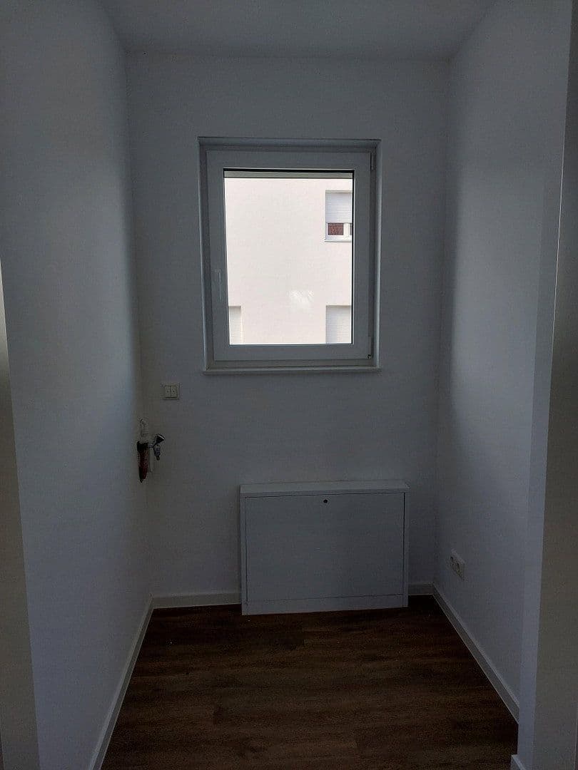 Prenájom bytu 2-izbový 79 m², Hamburger Allee 51b, Haus C, Nauen, Brandenbursko Prenájom bytu 2-izbový 79 m², Hamburger Allee 51b, Haus C, Nauen, Brandenbursko