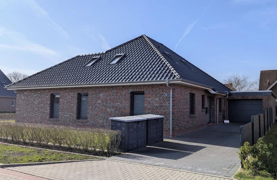 Predaj domu 217 m², pozemek 669 m², Oll Deep 11, Esens, Dolné Sasko Predaj domu 217 m², pozemek 669 m², Oll Deep 11, Esens, Dolné Sasko