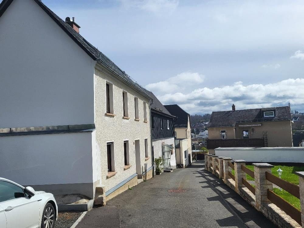 Predaj domu 90 m², pozemek 160 m², Berggasse 14, Lengenfeld, Sasko Predaj domu 90 m², pozemek 160 m², Berggasse 14, Lengenfeld, Sasko