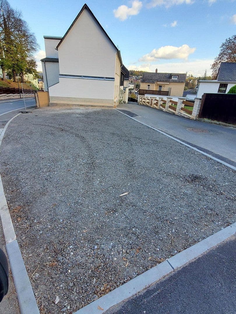 Predaj domu 90 m², pozemek 160 m², Berggasse 14, Lengenfeld, Sasko Predaj domu 90 m², pozemek 160 m², Berggasse 14, Lengenfeld, Sasko