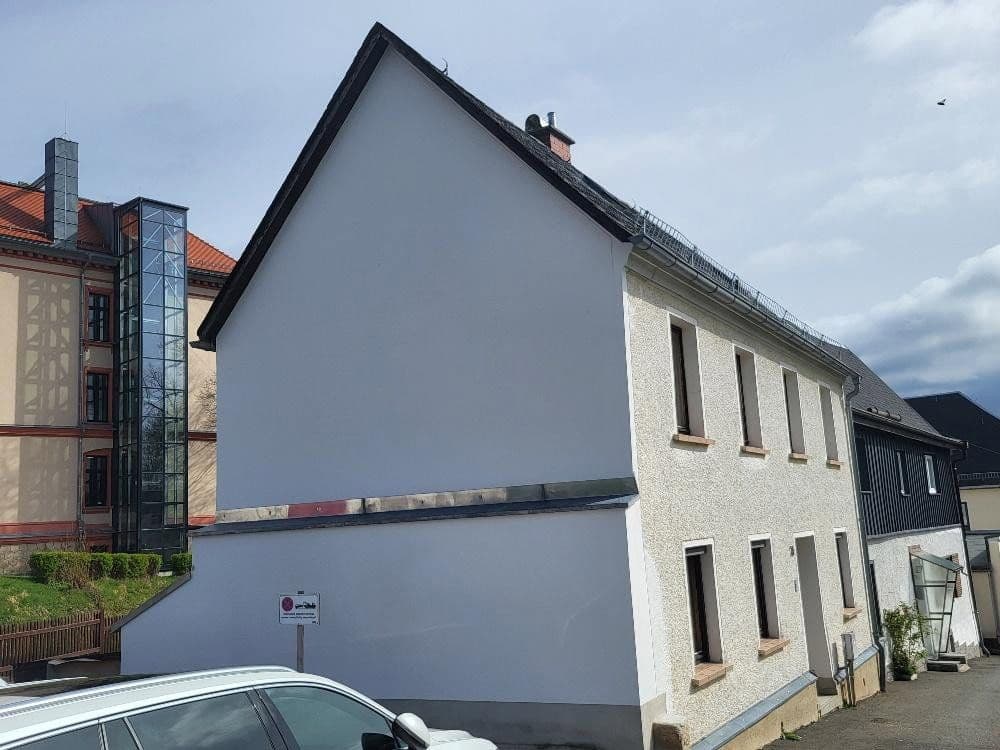 Predaj domu 90 m², pozemek 160 m², Berggasse 14, Lengenfeld, Sasko Predaj domu 90 m², pozemek 160 m², Berggasse 14, Lengenfeld, Sasko