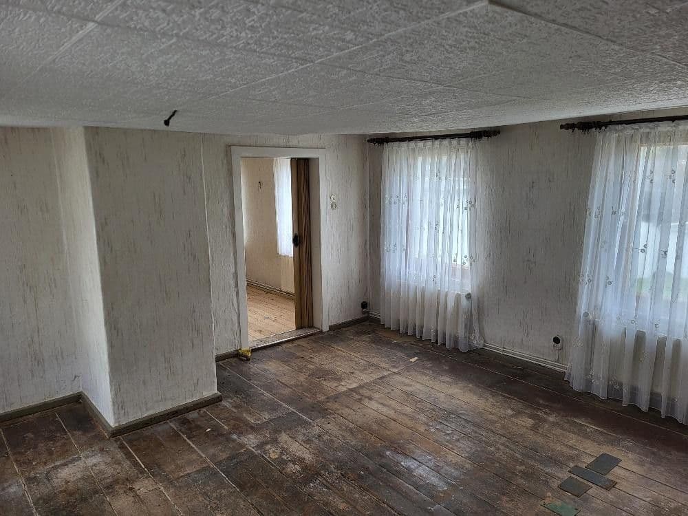 Predaj domu 90 m², pozemek 160 m², Berggasse 14, Lengenfeld, Sasko Predaj domu 90 m², pozemek 160 m², Berggasse 14, Lengenfeld, Sasko