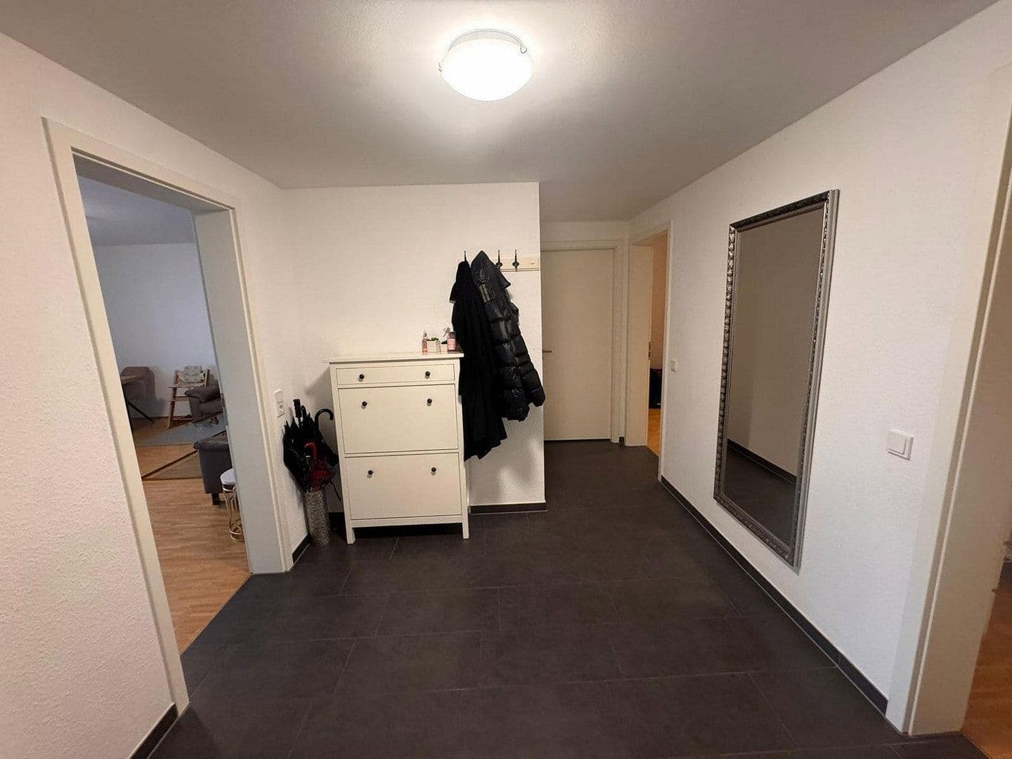 Prenájom bytu 3-izbový 88 m², Köln, Severné Porýnie - Westfálsko Prenájom bytu 3-izbový 88 m², Köln, Severné Porýnie - Westfálsko