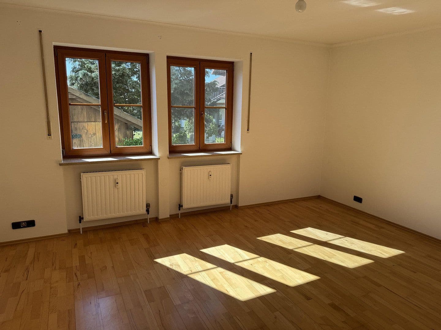 Prenájom bytu 5-izbový 159 m², Nordendtr 7, Geisenfeld, Bavorsko Prenájom bytu 5-izbový 159 m², Nordendtr 7, Geisenfeld, Bavorsko