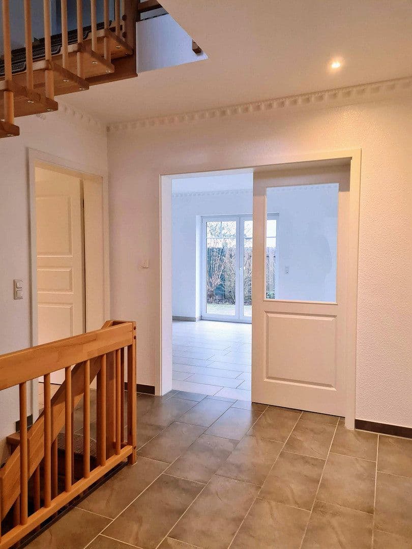 Predaj domu 151 m², pozemek 317 m², Frahmredder 85C, Hamburg, Hamburg Predaj domu 151 m², pozemek 317 m², Frahmredder 85C, Hamburg, Hamburg
