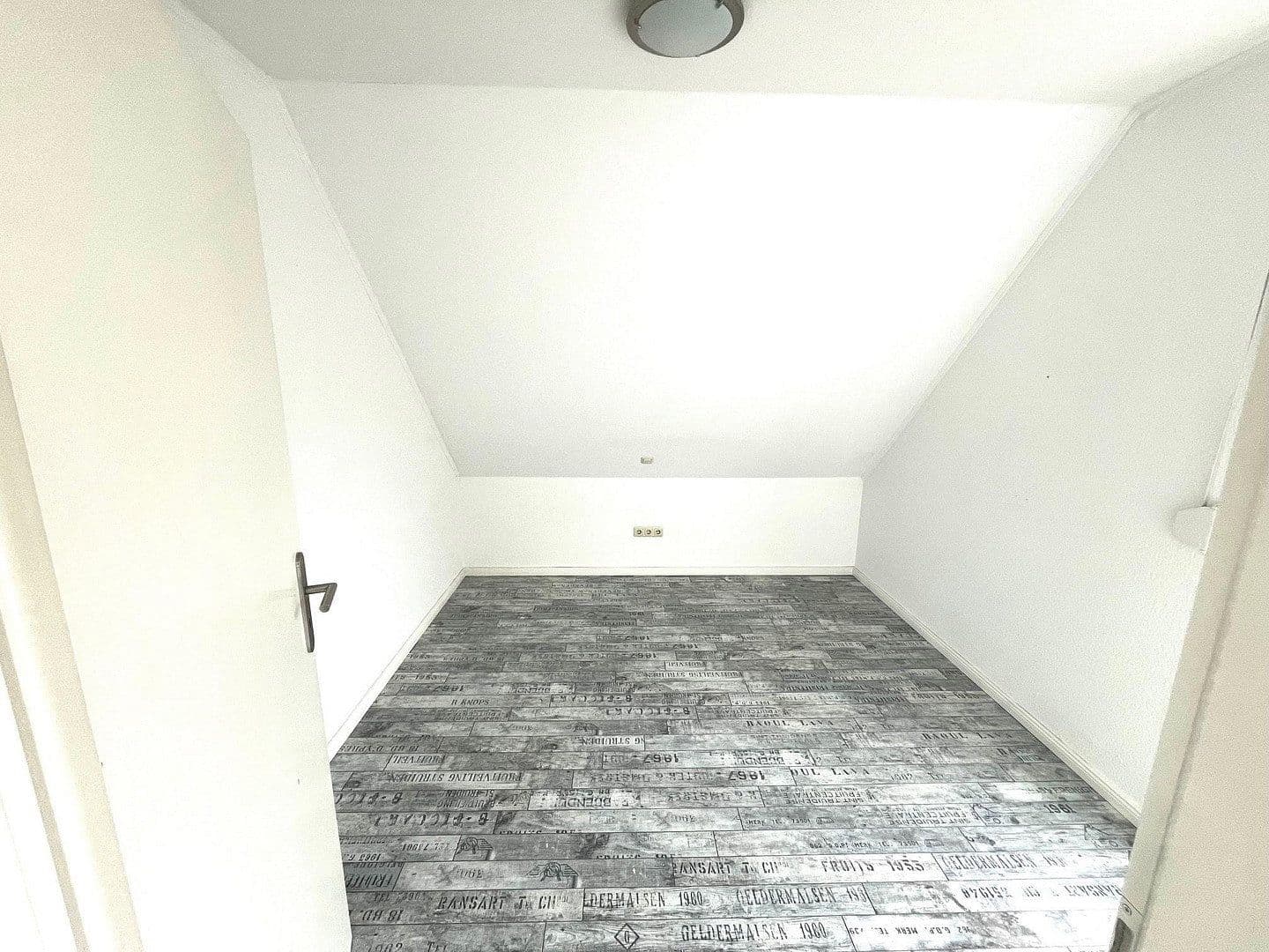 Prenájom bytu 4-izbový 85 m², Mühlenkoppel 2, Kisdorf, Šlezvicko-Holštajnsko Prenájom bytu 4-izbový 85 m², Mühlenkoppel 2, Kisdorf, Šlezvicko-Holštajnsko