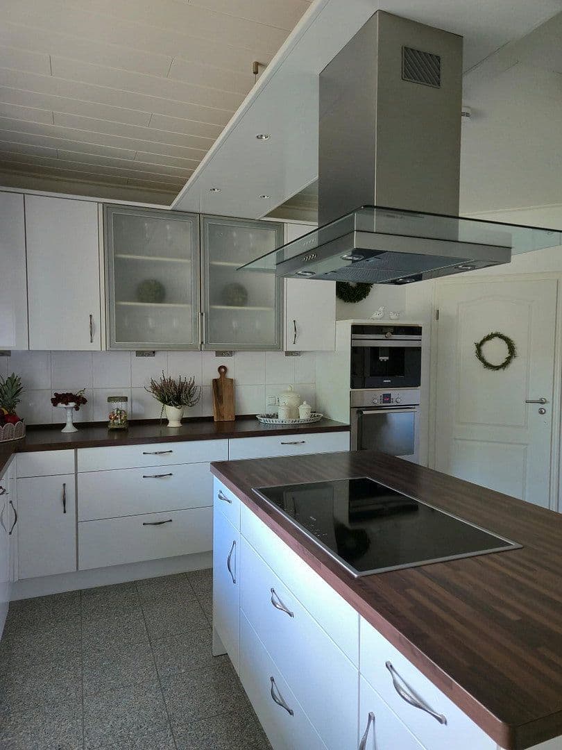 Predaj domu 219 m², pozemek 750 m², Kirchlinteln, Dolné Sasko Predaj domu 219 m², pozemek 750 m², Kirchlinteln, Dolné Sasko