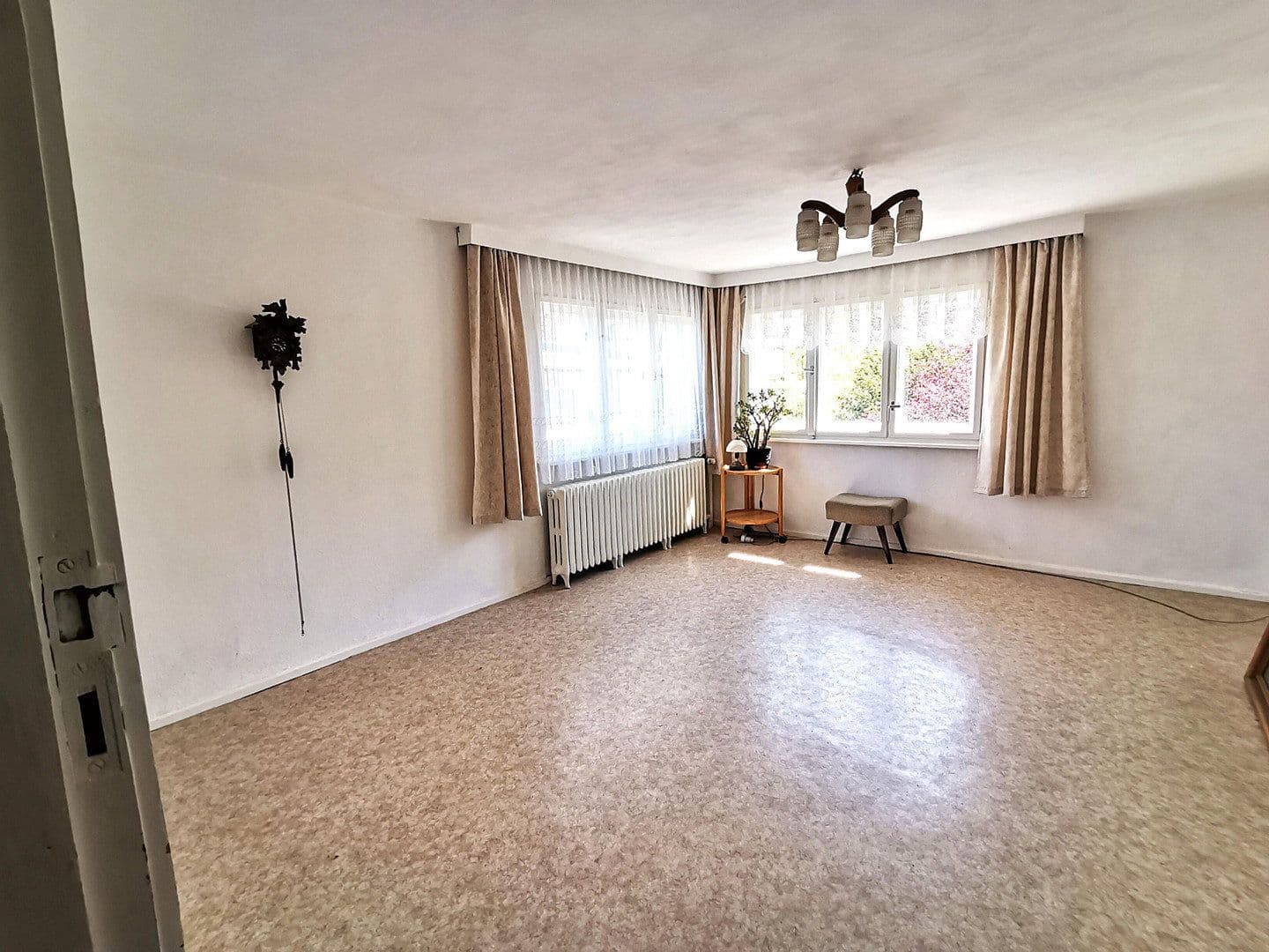 Predaj domu 157 m², pozemek 701 m², Berlin Mahlsdorf, Berlín Predaj domu 157 m², pozemek 701 m², Berlin Mahlsdorf, Berlín