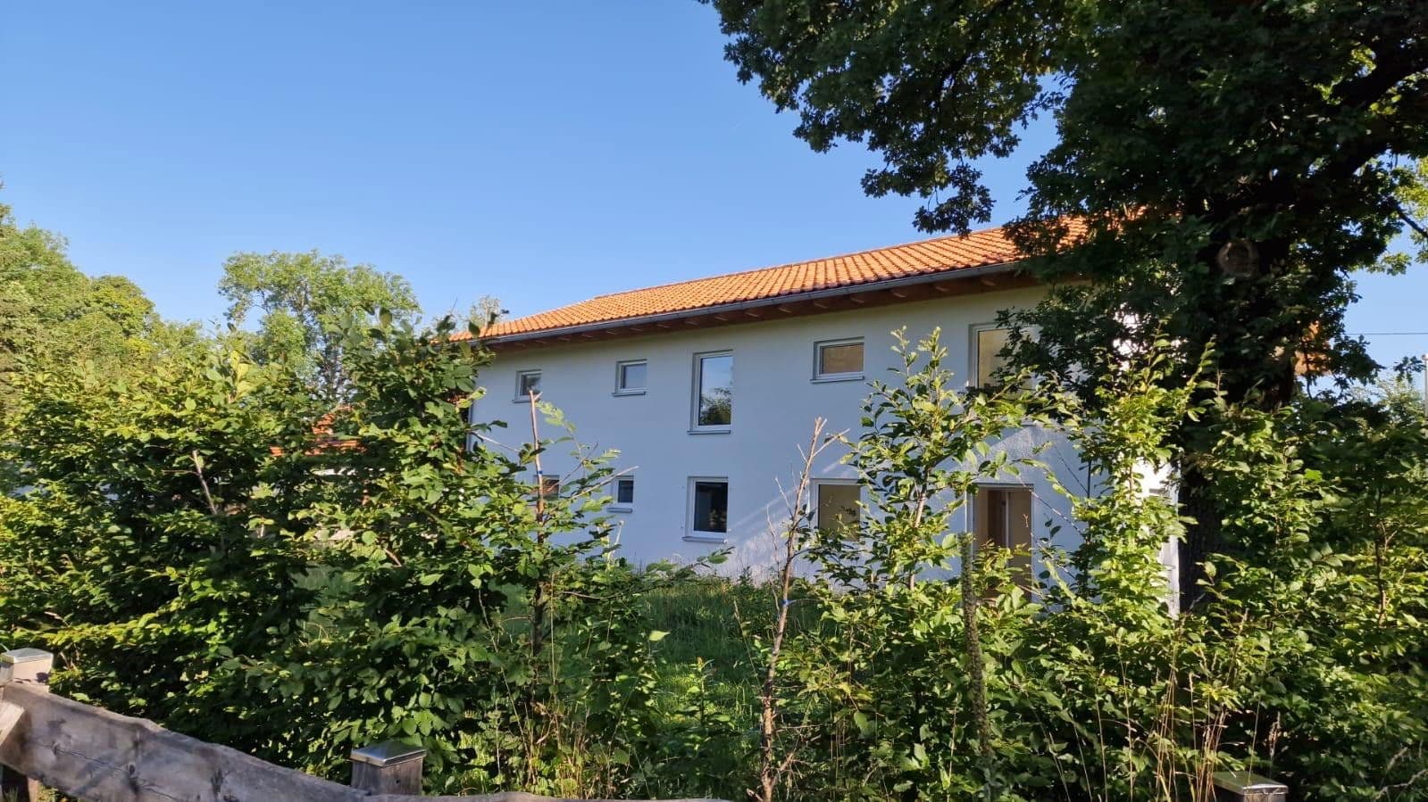 Predaj domu 230 m², pozemek 640 m², Am Lech 1 1/2, Unterdießen, Bavorsko Predaj domu 230 m², pozemek 640 m², Am Lech 1 1/2, Unterdießen, Bavorsko