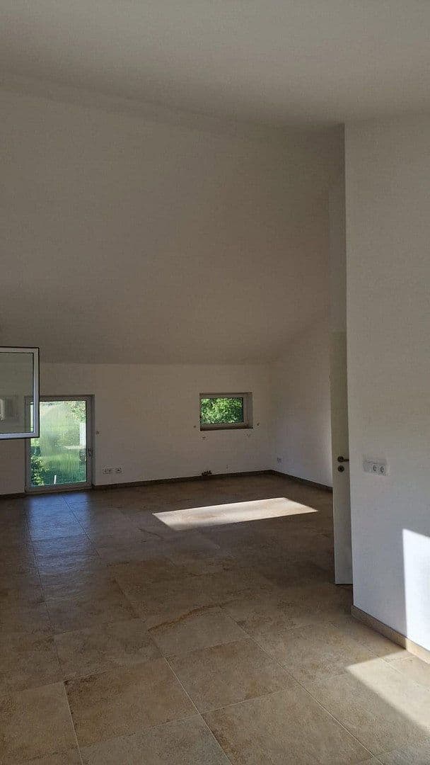 Predaj domu 230 m², pozemek 640 m², Am Lech 1 1/2, Unterdießen, Bavorsko Predaj domu 230 m², pozemek 640 m², Am Lech 1 1/2, Unterdießen, Bavorsko