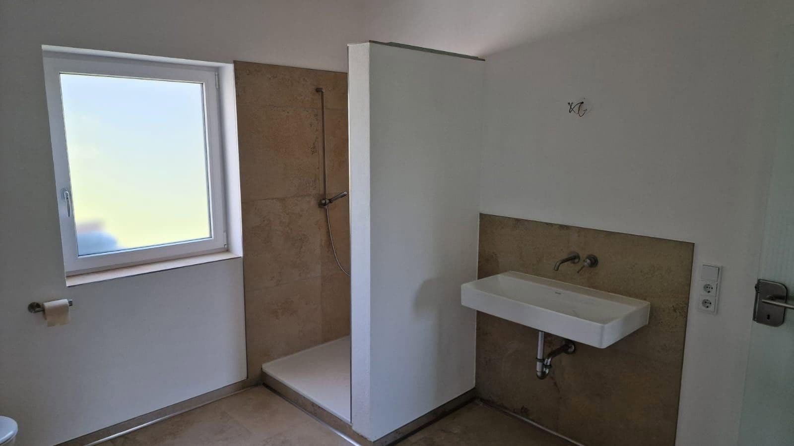 Predaj domu 230 m², pozemek 640 m², Am Lech 1 1/2, Unterdießen, Bavorsko Predaj domu 230 m², pozemek 640 m², Am Lech 1 1/2, Unterdießen, Bavorsko