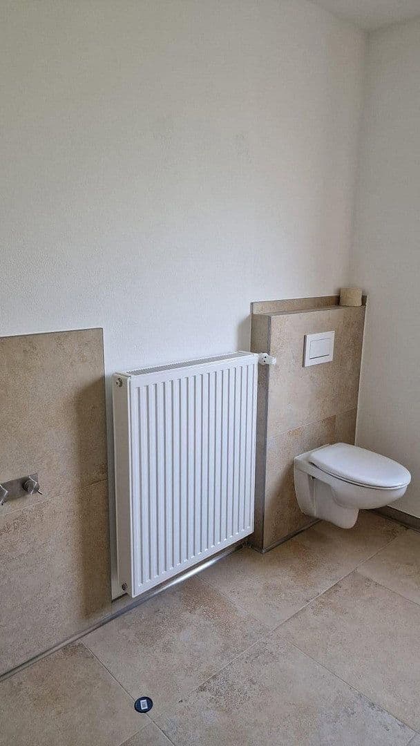 Predaj domu 230 m², pozemek 640 m², Am Lech 1 1/2, Unterdießen, Bavorsko Predaj domu 230 m², pozemek 640 m², Am Lech 1 1/2, Unterdießen, Bavorsko