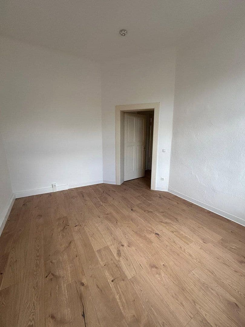 Prenájom bytu 4-izbový 103 m², Paracelsusstraße 2c, Halle, Sasko-Anhaltsko Prenájom bytu 4-izbový 103 m², Paracelsusstraße 2c, Halle, Sasko-Anhaltsko