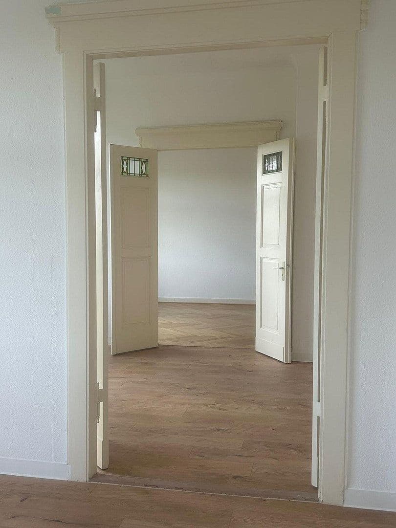 Prenájom bytu 4-izbový 103 m², Paracelsusstraße 2c, Halle, Sasko-Anhaltsko Prenájom bytu 4-izbový 103 m², Paracelsusstraße 2c, Halle, Sasko-Anhaltsko