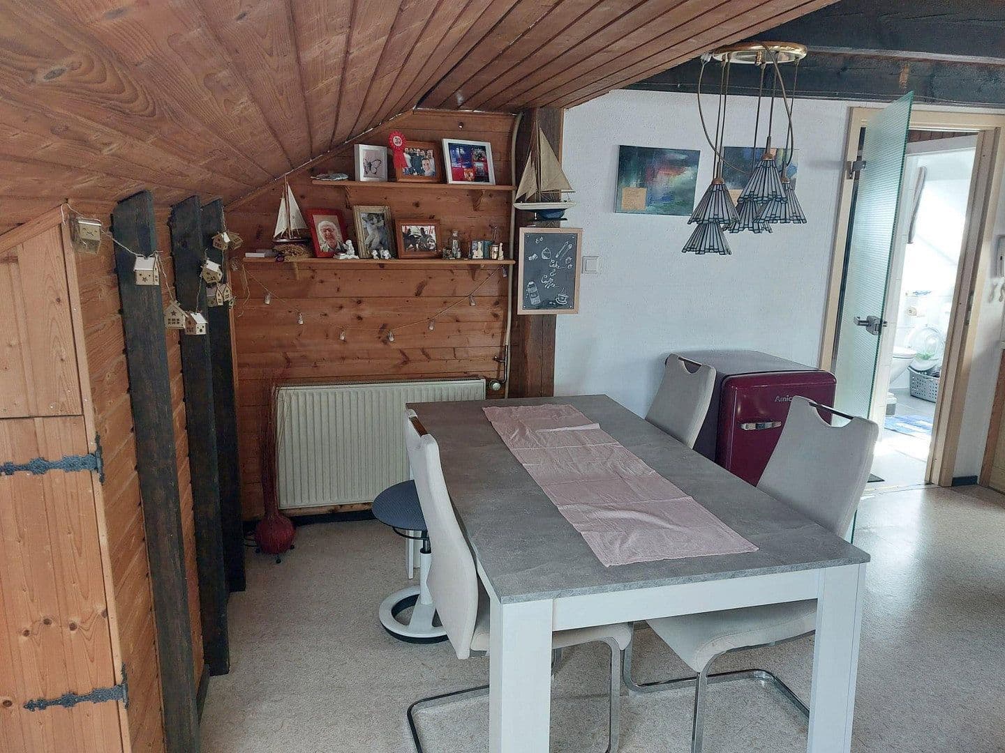 Prenájom bytu 2-izbový 75 m², Oberweilbach 6, Hebertshausen, Bavorsko Prenájom bytu 2-izbový 75 m², Oberweilbach 6, Hebertshausen, Bavorsko