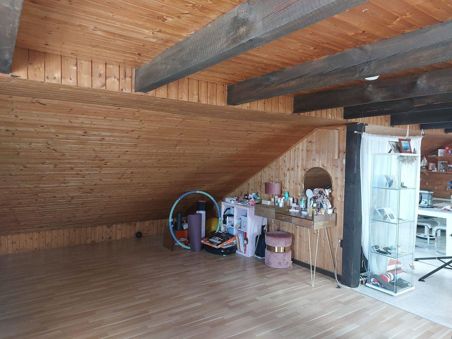 Prenájom bytu 2-izbový 75 m², Oberweilbach 6, Hebertshausen, Bavorsko Prenájom bytu 2-izbový 75 m², Oberweilbach 6, Hebertshausen, Bavorsko