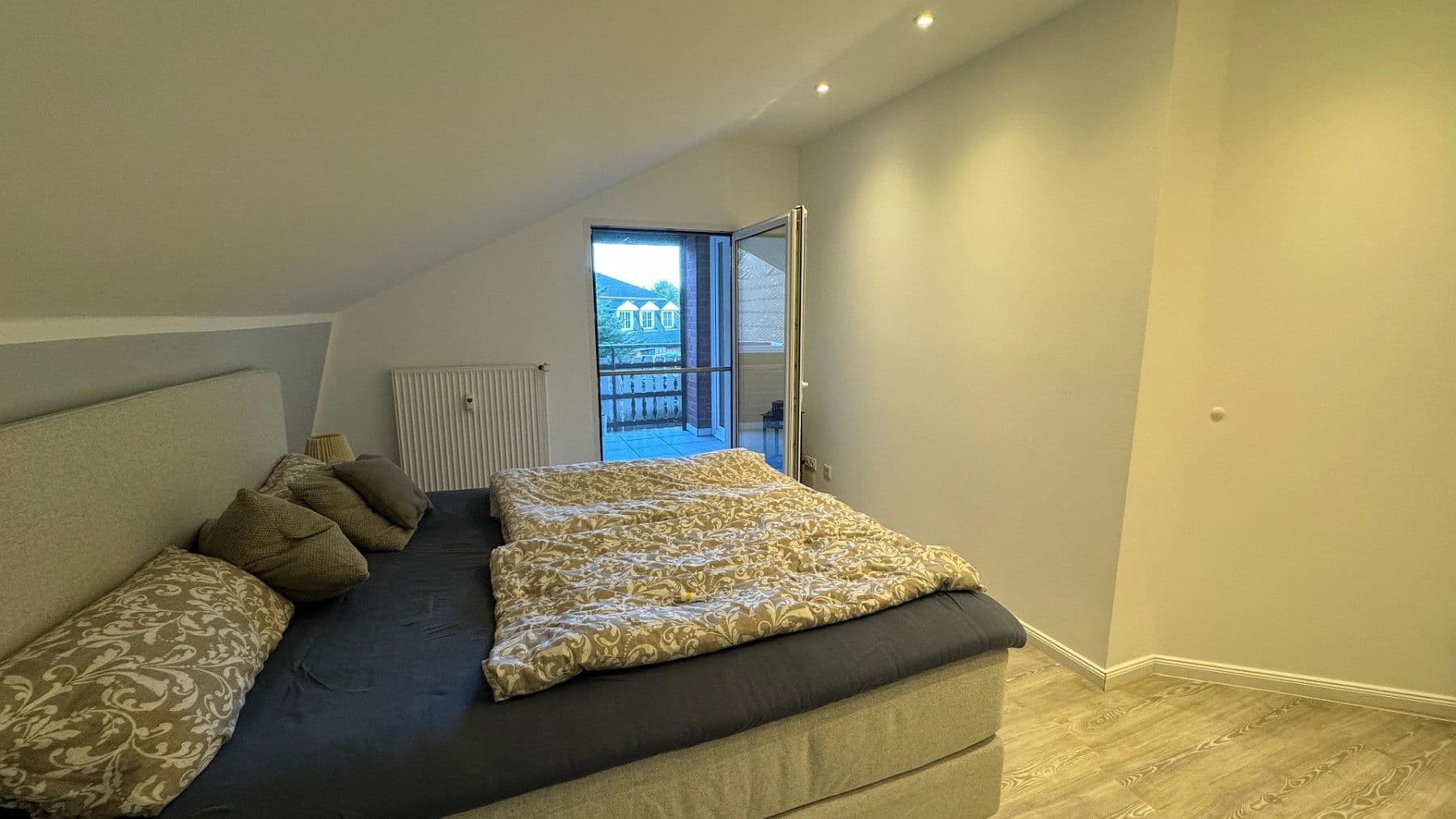 Prenájom bytu 2-izbový 80 m², Brunsbek, Šlezvicko-Holštajnsko Prenájom bytu 2-izbový 80 m², Brunsbek, Šlezvicko-Holštajnsko