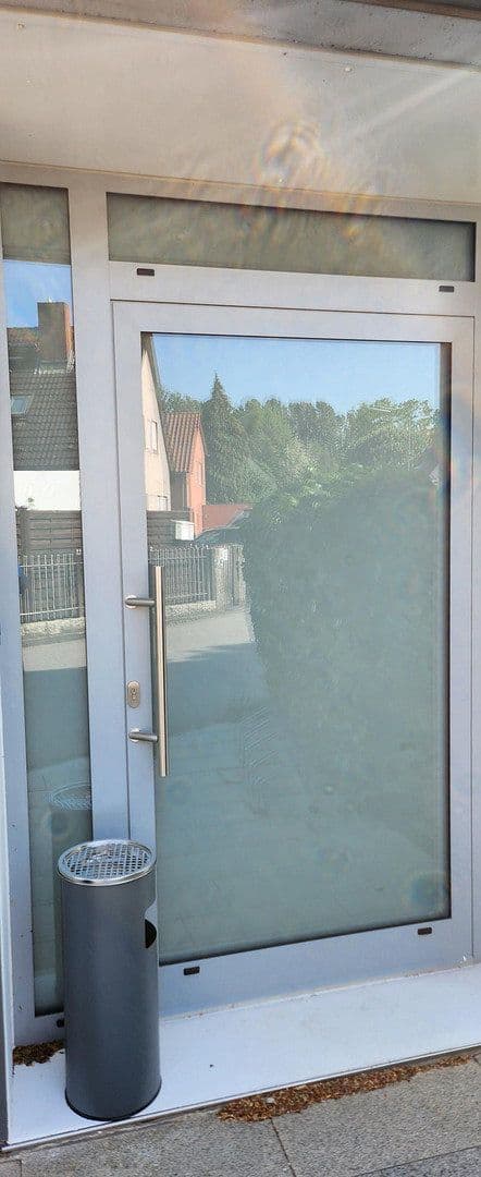 Prenájom nebytového priestoru 100 m², Lachnerstraße, 2, Erlangen, Bavorsko Prenájom nebytového priestoru 100 m², Lachnerstraße, 2, Erlangen, Bavorsko