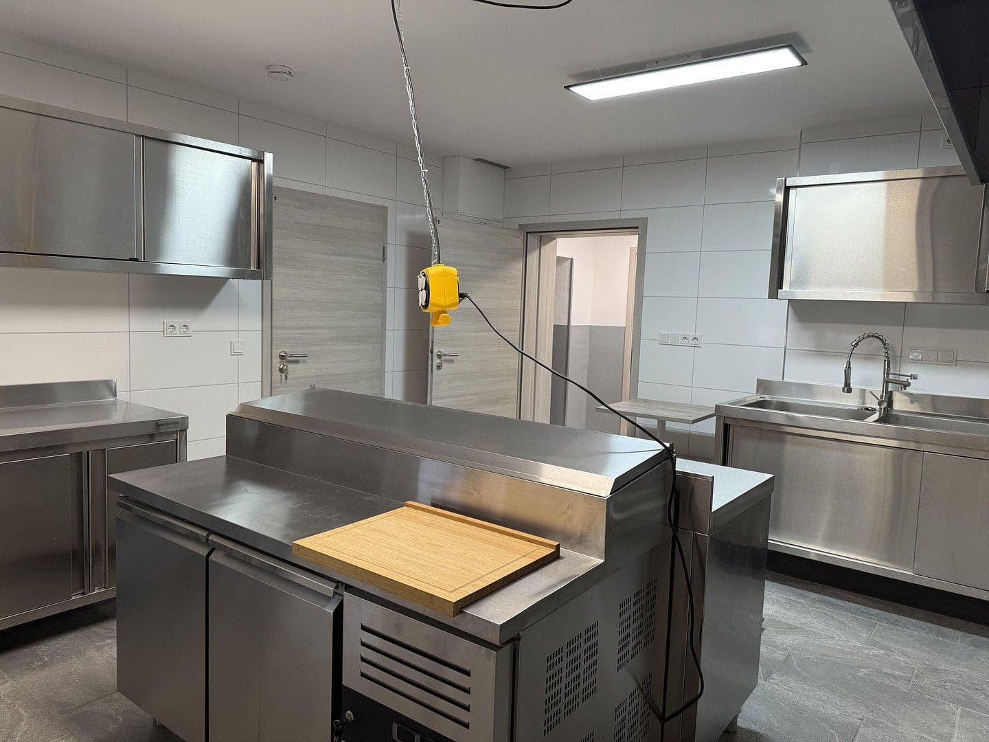 Prenájom nebytového priestoru 100 m², Lachnerstraße, 2, Erlangen, Bavorsko Prenájom nebytového priestoru 100 m², Lachnerstraße, 2, Erlangen, Bavorsko