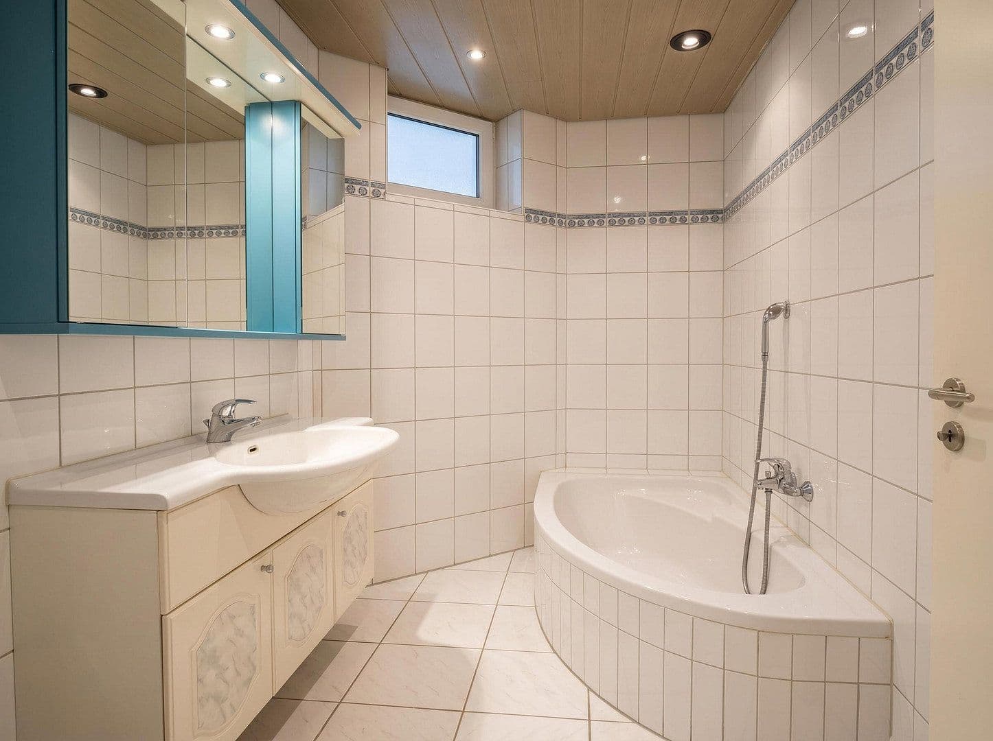 Prenájom bytu 3-izbový 85 m², Auf der Wacht 4, Donaueschingen, Bádensko-Wurttembersko Prenájom bytu 3-izbový 85 m², Auf der Wacht 4, Donaueschingen, Bádensko-Wurttembersko