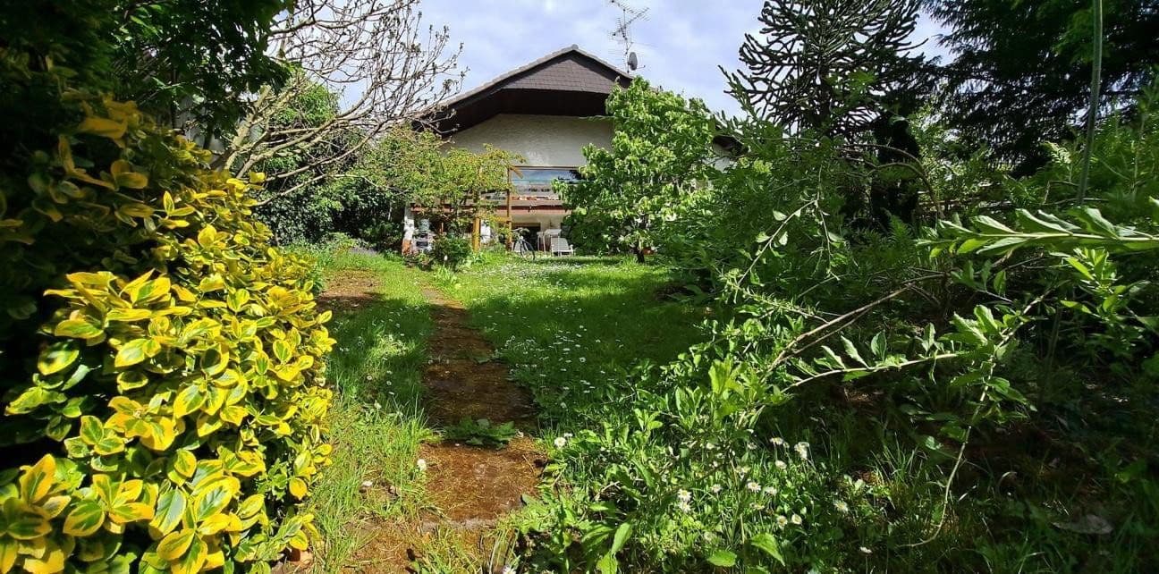 Predaj domu 240 m², pozemek 429 m², Langenselbold, Hesensko Predaj domu 240 m², pozemek 429 m², Langenselbold, Hesensko